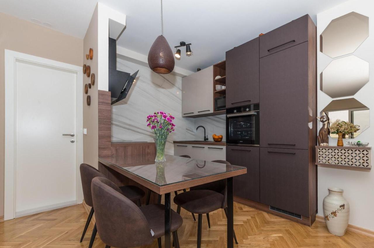 Apartma Chic Zoja Near With Free Parking Makarska